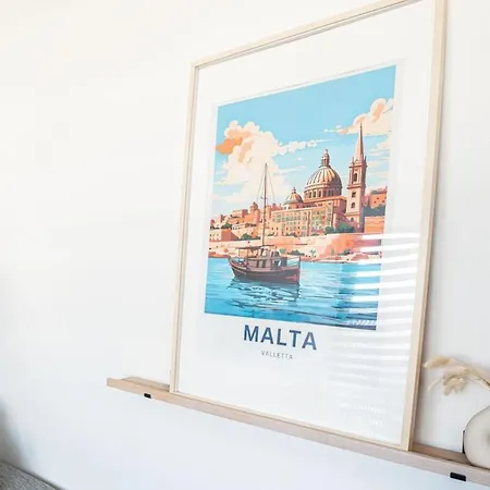 Charming 3 Story Maltese House With Terrace & Bbq