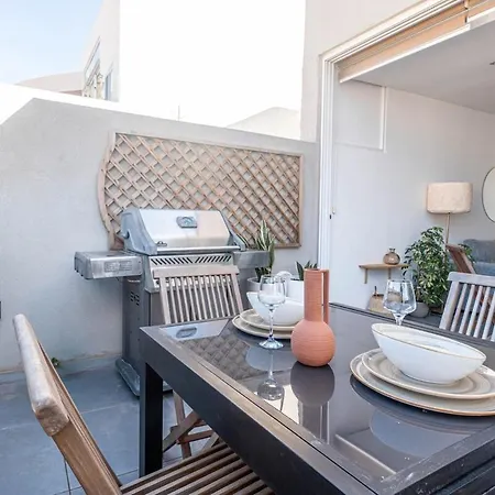 Apartament Charming 3 Story Maltese House With Terrace & Bbq *