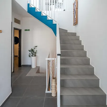 Charming 3 Story Maltese House With Terrace & Bbq Apartament *