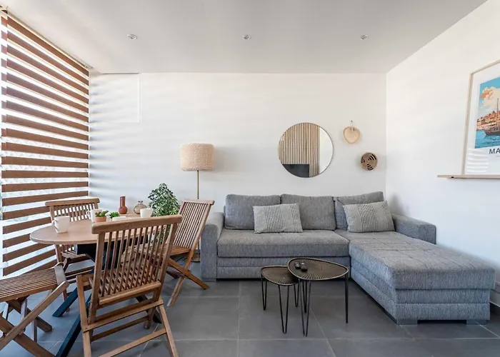 Charming 3 Story Maltese House With Terrace & Bbq سانت جوليان