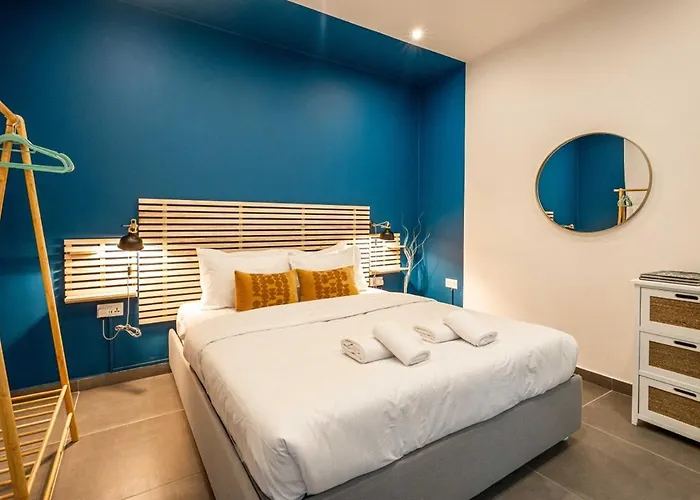 Charming 3 Story Maltese House With Terrace & Bbq شقة